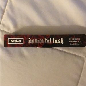 Kat Von D Immortal Lash mascara